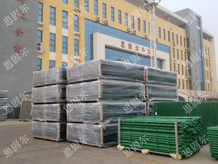 思固爾圍欄-----全球絲網(wǎng)看中國----中國絲網(wǎng)看安平！